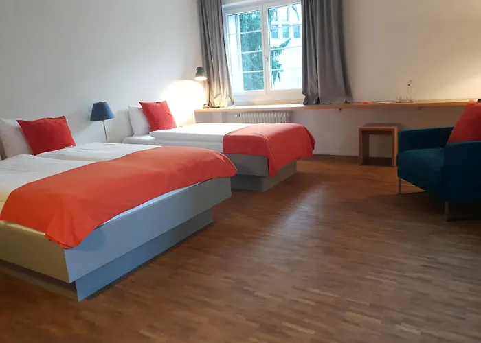 Josephine'S Guesthouse - Women Only With Rooftop And Community Area